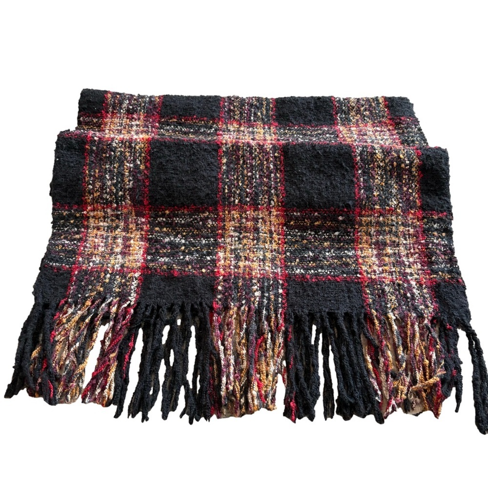 Marcus Adler plaid scarf. Multicolored and black. Rectangular